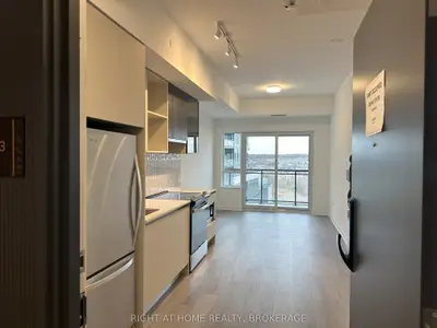 Condo Apartment in Oakville