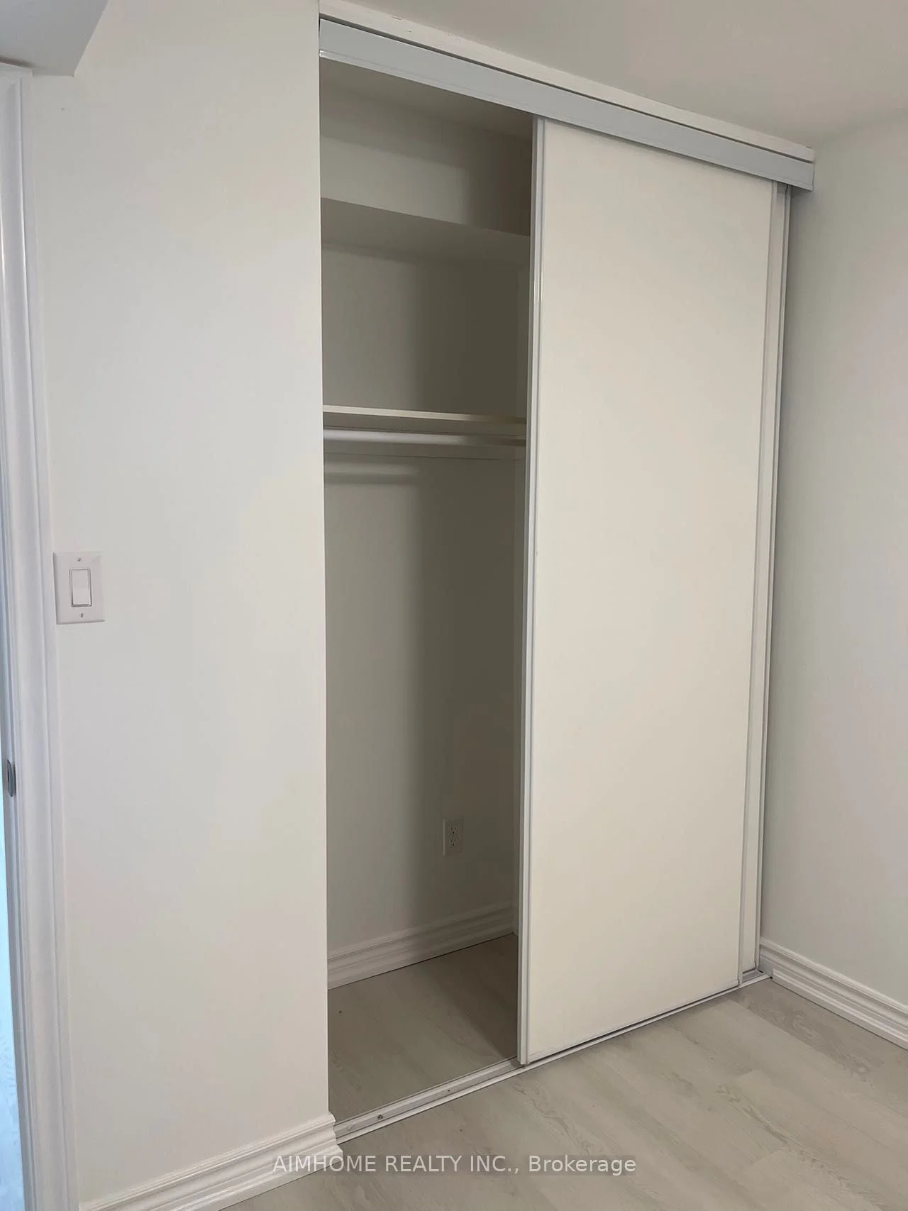 3444 (Bsmt) Sunlight Street, Mississauga, ON L5M 7M7