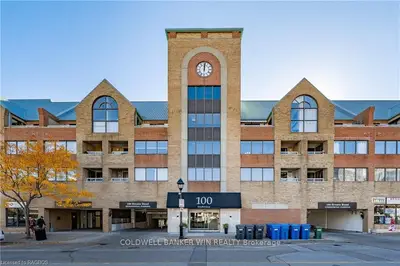 100 BRONTE Road 401, Oakville, ON L6L 6L5
