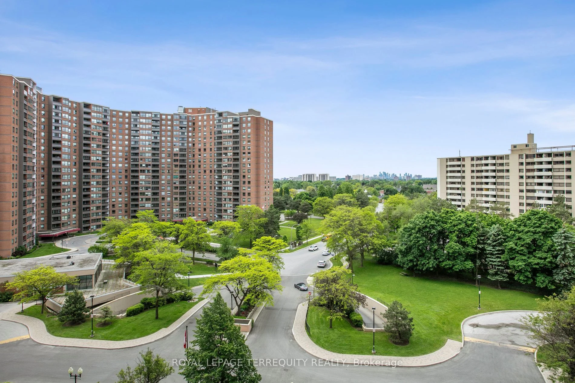 Condo Apartment in Toronto