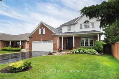 115 Tanners Drive, Halton Hills, On L7j 2y6