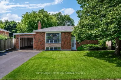 Detached in Milton