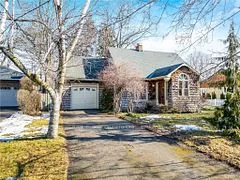 14 Orchard Boulevard, Halton Hills, On L7g 2y8