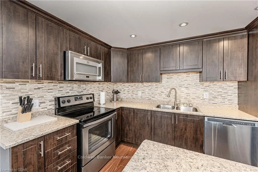 188 Mill Street S 406, Brampton, On L6y 1t8