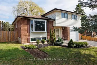 47 MAPLE Crescent, Orangeville, ON L9W 1X6