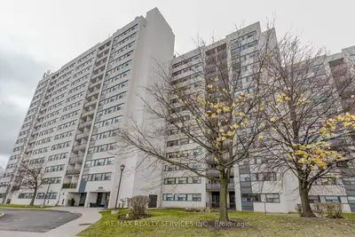 Condo Apartment in Mississauga