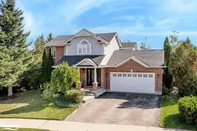 220 Montgomery Boulevard, Orangeville, On L9w 5c8
