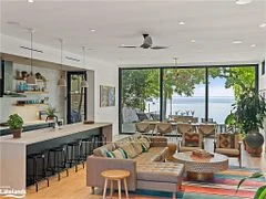 1 Lake Shore Drive, Toronto W06, On M8v 1y9