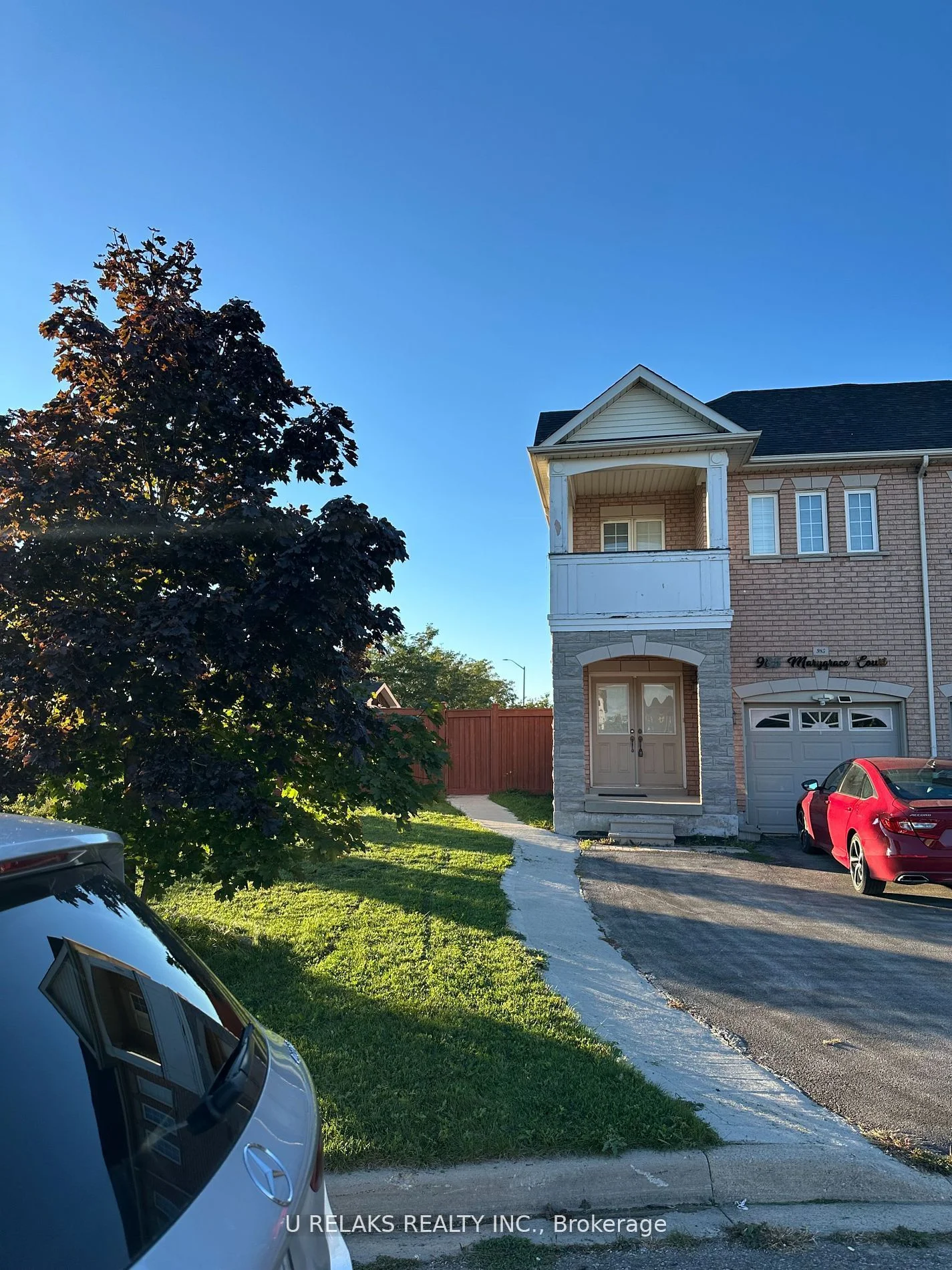 985 Marygrace Court, Mississauga, On L5v 2x7