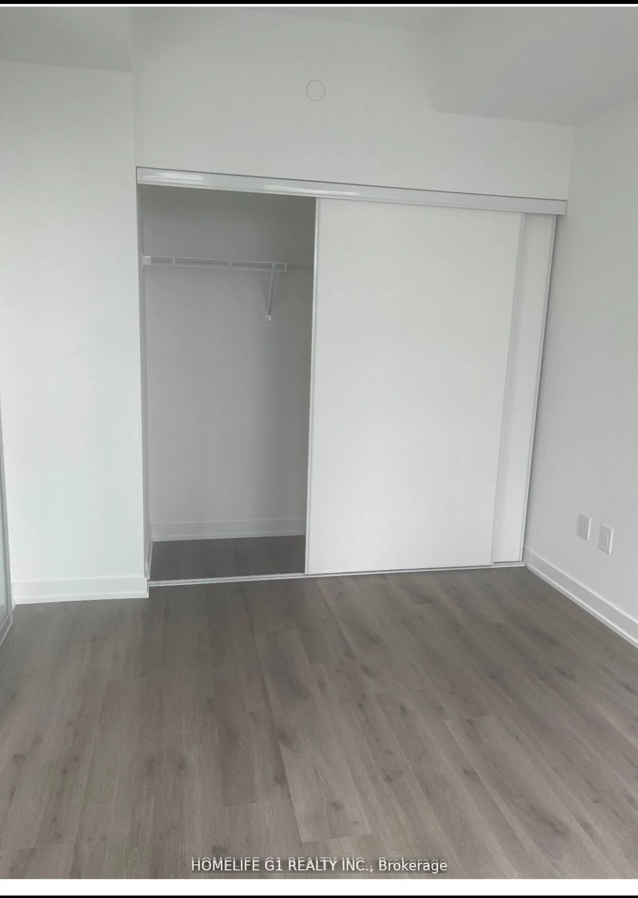 3005 Pine Glen Road N 219, Oakville, ON L6M 4J3
