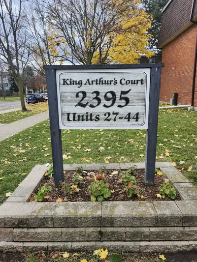 Condo Townhouse in Mississauga