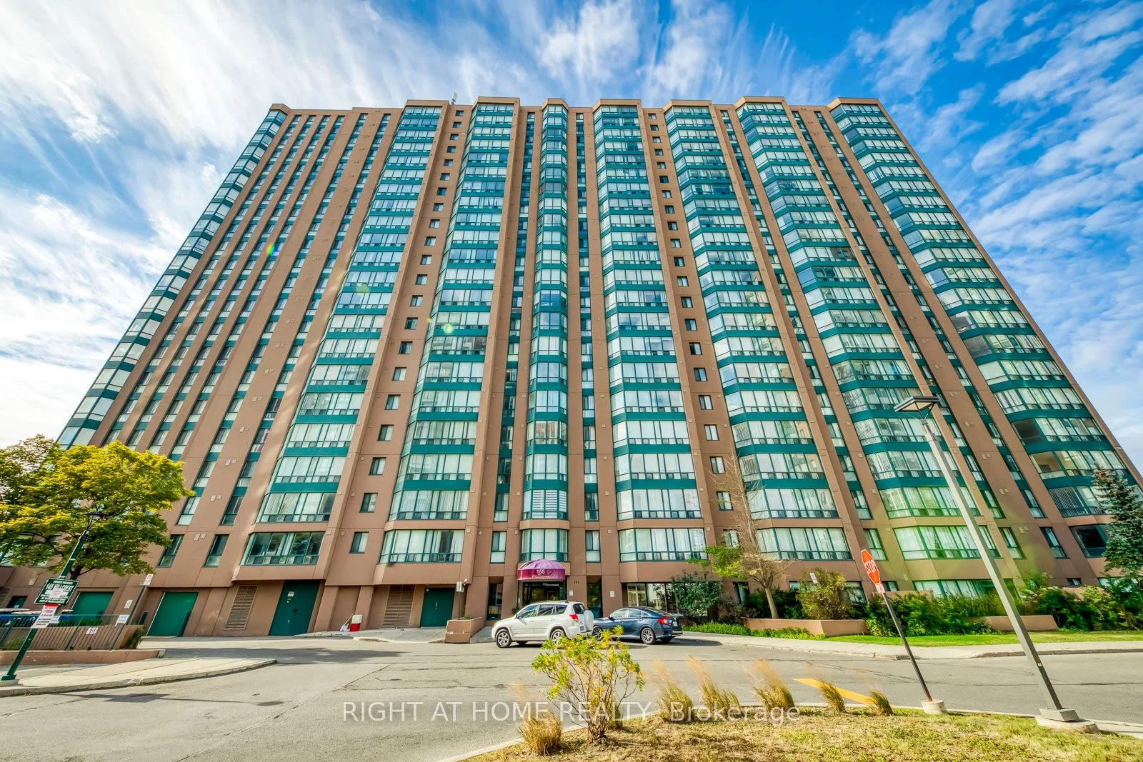 Condo Apartment in Mississauga