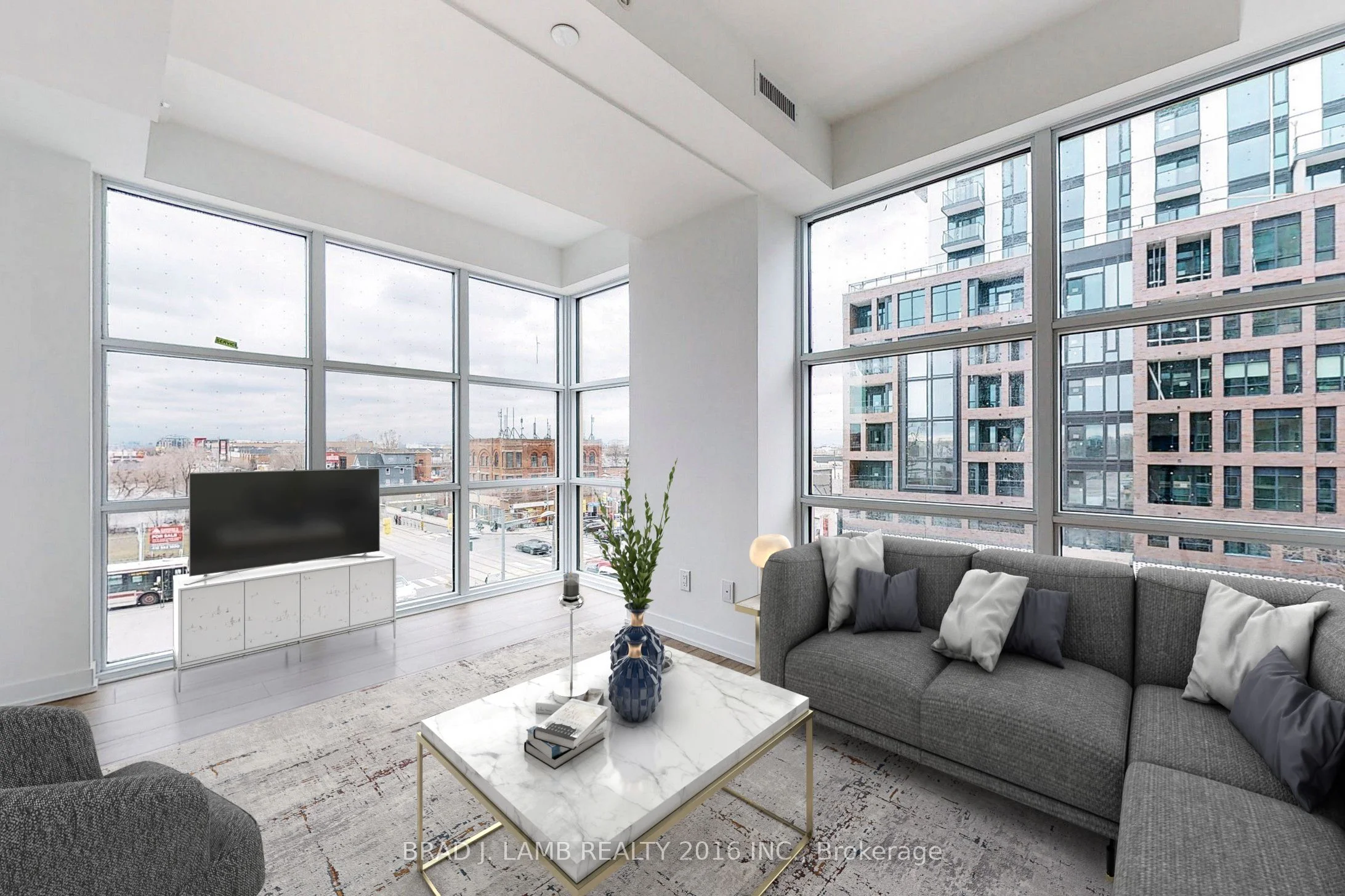 Condo Apartment in Toronto