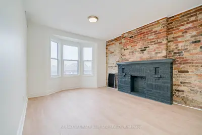 Upper Level in Toronto