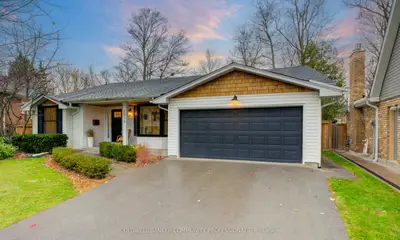 Detached in Burlington
