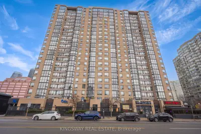 Condo Apartment in Mississauga