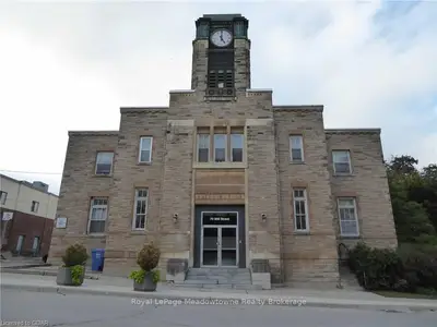 70 MILL Street 1, Halton Hills, ON L7G 2C9