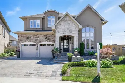 Detached in Oakville