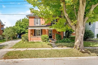 67 LAKE Avenue, Halton Hills, ON L7J 1G1