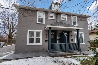 138 Poplar Avenue, Halton Hills, On L7j 2e2