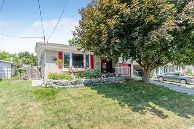 11 Faludon Drive, Halton Hills, On L7g 1h6