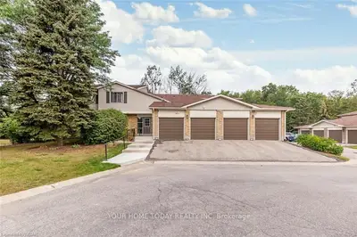 2701 Aquitaine Avenue 79, Mississauga, On L5n 2h7