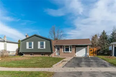 33 Rosemary Road, Halton Hills, On L7j 1e9