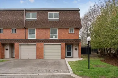 2395 Bromsgrove Road 72, Mississauga, On L5j 1l6