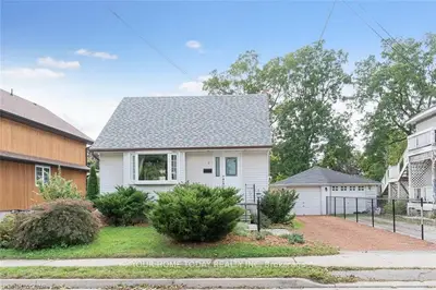 6 Academy Road, Halton Hills, On L7g 3n8