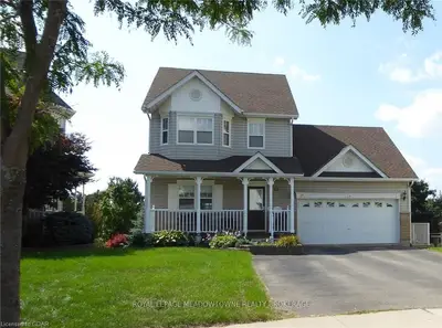 53 Dairy Drive, Halton Hills, On L7j 2x9