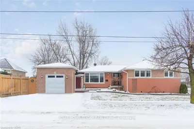 6 Mcintyre Crescent, Halton Hills, On L7g 1n3