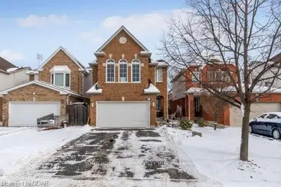 63 Curry Crescent, Halton Hills, On L7g 5t1
