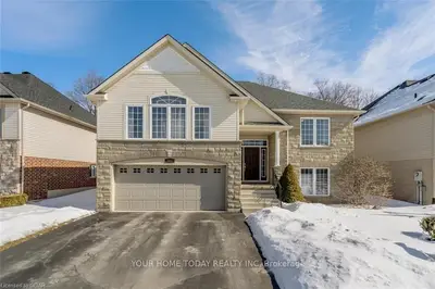 167 Tanners Drive S, Halton Hills, On L7j 2z5