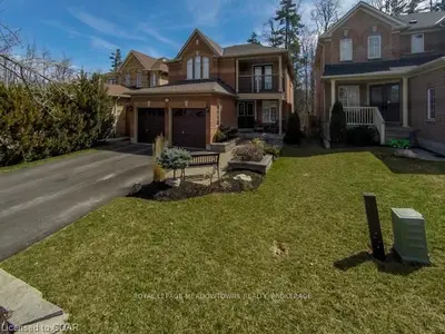 38 MORDEN NEILSON WAY, Halton Hills, ON L7G 5Y8