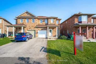 Semi-Detached in Brampton
