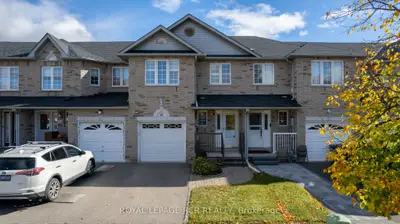 Att/Row/Townhouse in Caledon
