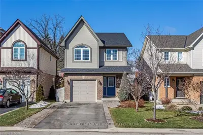 24 Anderson Court, Halton Hills, On L7g 6h9