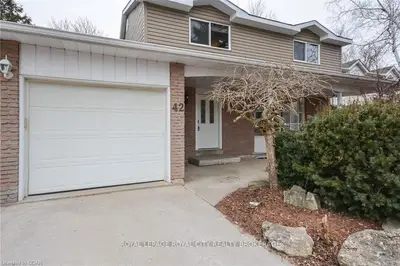 42 Norman Avenue, Halton Hills, On L7j 2r8