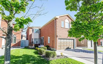 1030 Windsor Hill Boulevard, Mississauga, On L5v 1p4