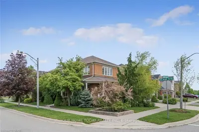 58 Belmont Boulevard, Halton Hills, On L7g 6b7