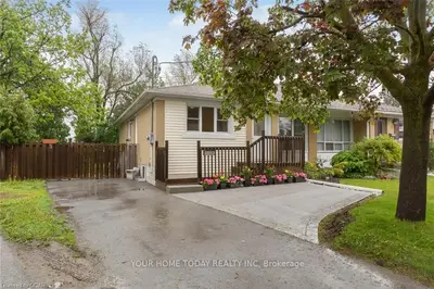94 Mcintyre Crescent, Halton Hills, On L7g 1n6
