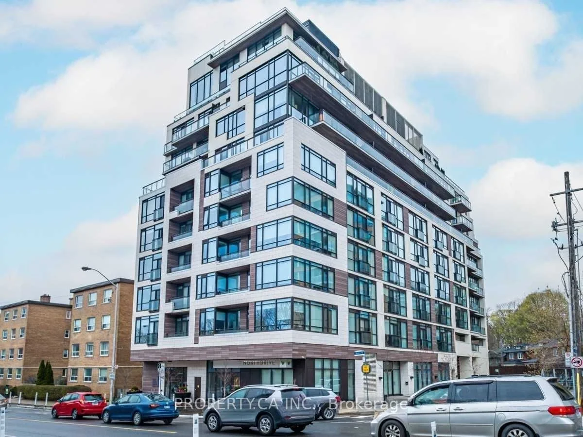 1990 Bloor Street W 704, Toronto W02, ON M6P 3L1