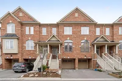 14 Carnaby Lane E, Halton Hills, On L7g 0g9
