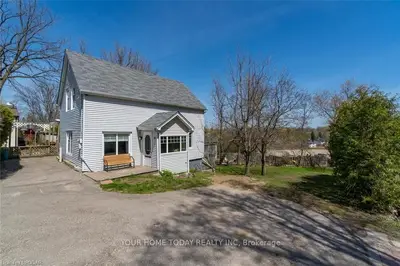 17 Morris Street, Halton Hills, On L7g 2l7