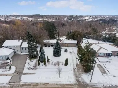 126 Rexway Drive, Halton Hills, On L7g 1r7