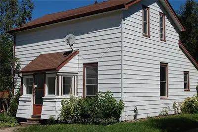 39 Maria Street, Halton Hills, On L7j 2c6