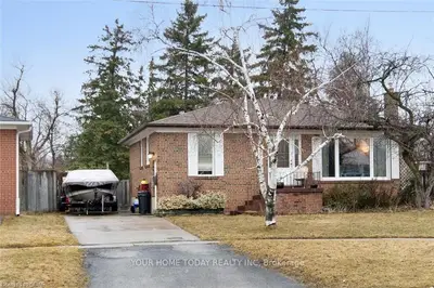 35 Norton Crescent, Halton Hills, On L7g 1m9