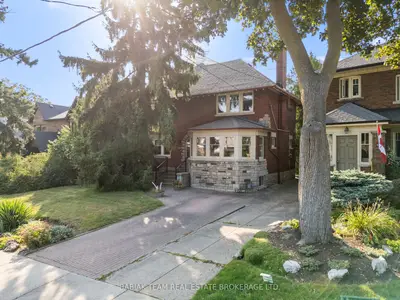 Detached in Toronto