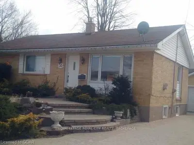 50 Churchill Rd S, Halton Hills, On, L7j 2j4