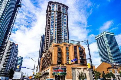 Condo Apartment in Mississauga